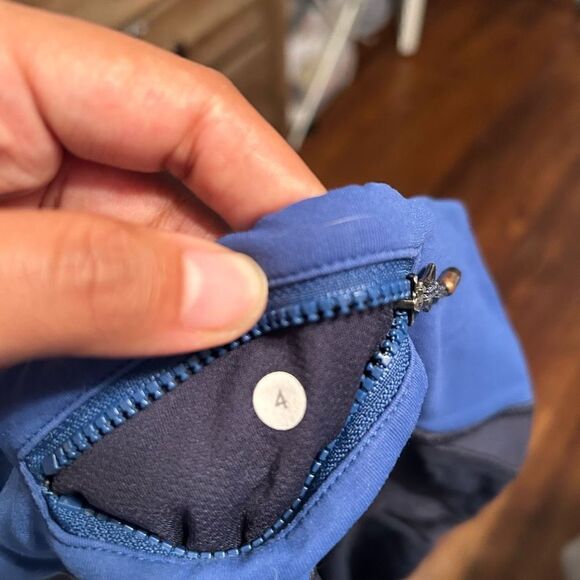 Lululemon leggings   - Picture 4 of 4